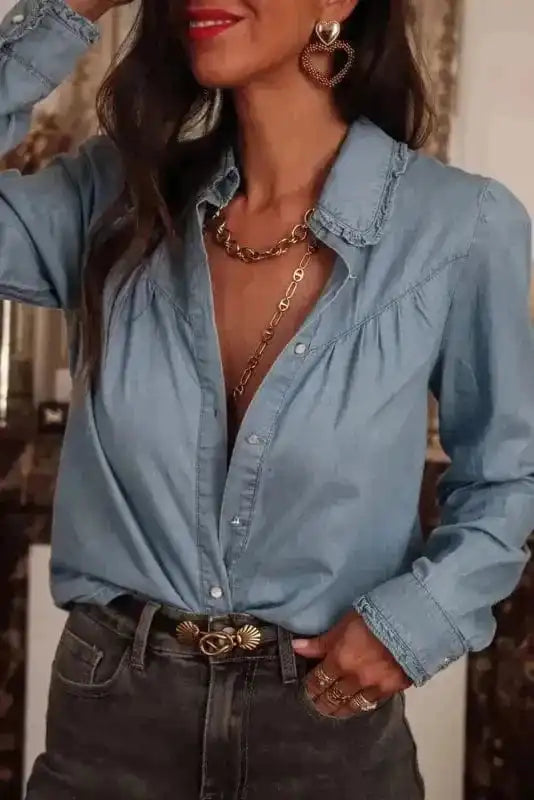 Smart-Casual Chambray Shirt